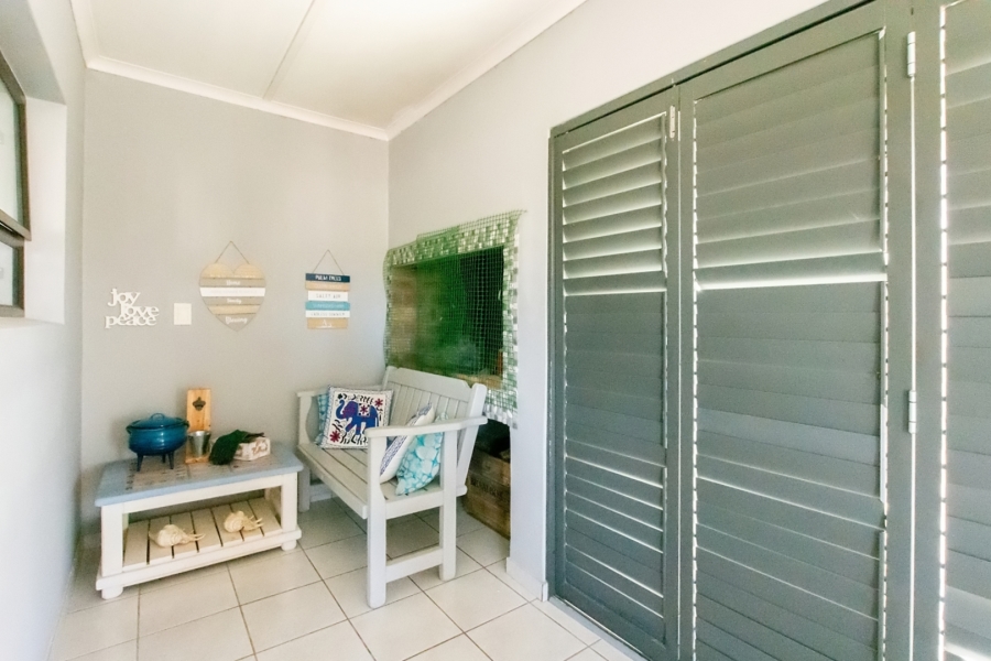 3 Bedroom Property for Sale in Britannia Bay Western Cape